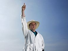 Cricket Umpire dismissal