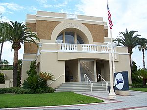 Lakeland FL Amtrak station01