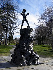 Peter Pan Statue