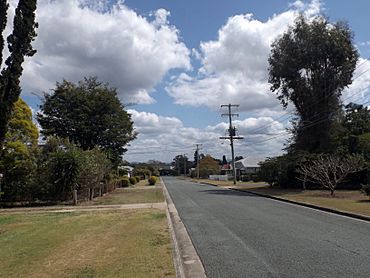 Phillips Street Ebbw Vale, Queensland.jpg