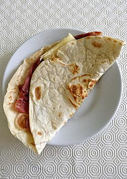 Piadina romagnola 2.jpg