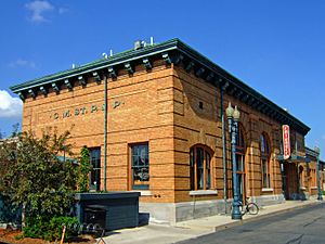 West Madison Depot.jpg