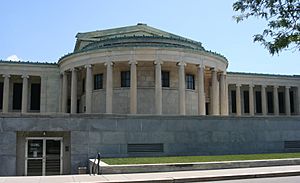 Albright-Knox Art Gallery 1