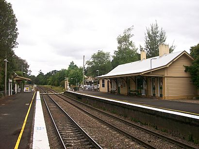 Bundanoon railway station.jpg