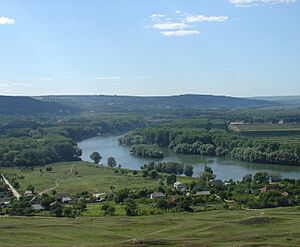 Dniester in Moldova, 2004