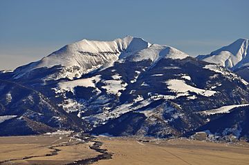 Fan Mountain from Ennis 01.jpg