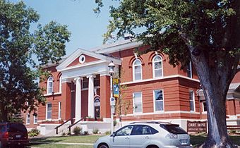 GreenLakeCountyWisconsinCourtHouse.jpg