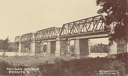 SLNSW 796784 Railway Bridge Penrith.jpg