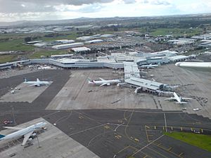 Auckland Airport Seen From Light Plane 02