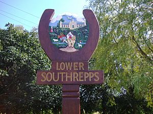 Lower Southrepps Village sign 1st September 2008 (9)