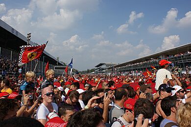 Tifosi podio Monza 2011