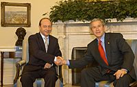 Traian Băsescu meets George W. Bush 2005March09