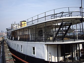 Yankee-ferry.jpg