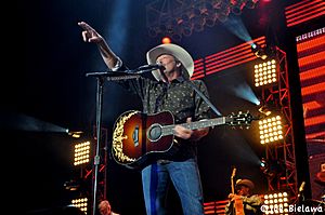 Alan Jackson -DSC 0077-8.24.12 (7855083622)