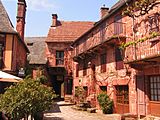 Collonges-la-Rouge rue