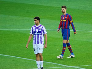 Diego Costa & Gerard Pique DSC 0201 (cropped)