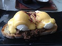 Eggs Benedict on steak