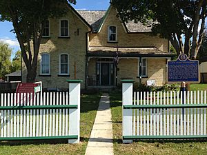 Historic Leaskdale Church, the Home of Lucy Maud Montgomery 02.jpg