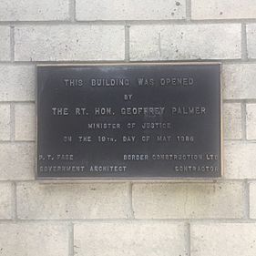 Papakura District Court, Foundation Plaque