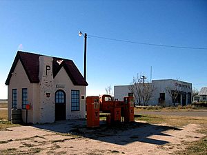 Phillips 66 station, McLean, TX