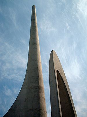 AfrikaanseTaalmonumentObelisks