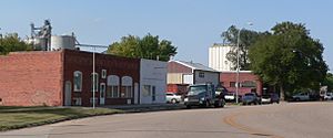 Downtown Edison: Main Avenue