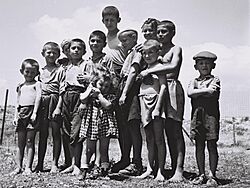 Flickr - Government Press Office (GPO) - A group of orphans, survivors of the holocaust, atthe reception camp in Atlit.