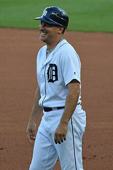 Omar Vizquel coach (36181449410)