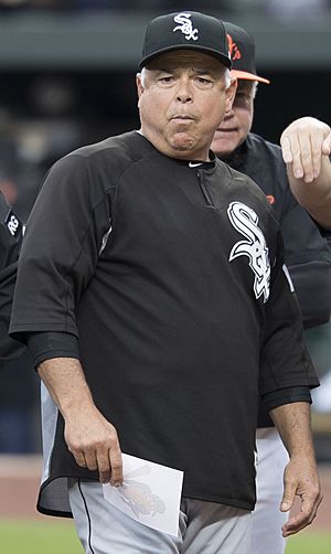 Rick Renteria 2017 (34319070672).jpg