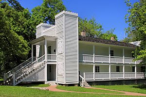 Steamboat house huntsville tx 2014.jpg