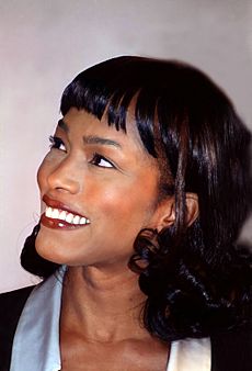 Angela Bassett