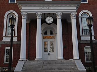 Entrance to Hathorn Hall