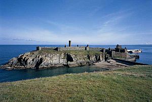 Peel Castle (photo)