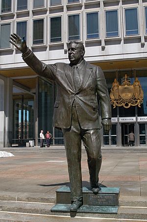 RizzoStatue