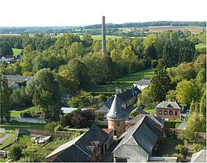 Tour de Chimay et cheminée