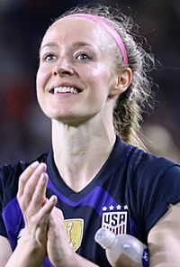 Becky Sauerbrunn (49628077113) (cropped).jpg