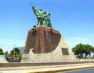 Monumento Fundadores(Founders' Monument)