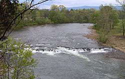 Nolichucky-river-shoals-tn1