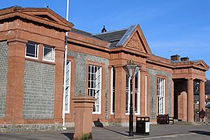 Town Hall, High Street, Moffat (geograph 4447301)