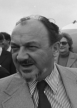 Anker Jørgensen (1975).jpg