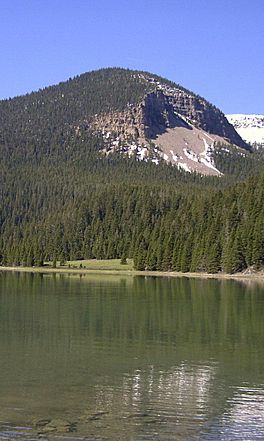 Crystal Lake (14221991491).jpg