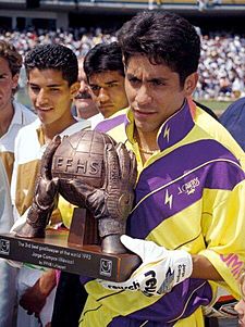 Jorge Campos 1993.jpg