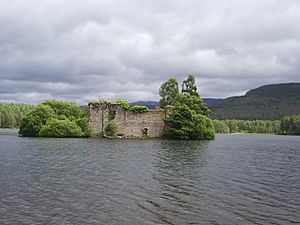 LochanEileinCastle