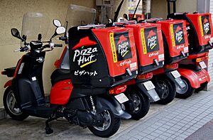 Pizza Hut Delivery (4026036769)
