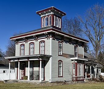 The Morse-Scoville House.jpg