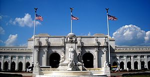 Union Station and Christopher Columbus Memorial Fountain