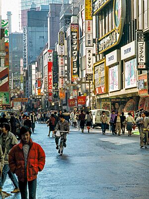 017 Shinjuku, Jan 82 (52349689045)