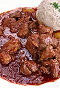 Bavarian Gulash mit Semmelknödel Seefeld.JPG