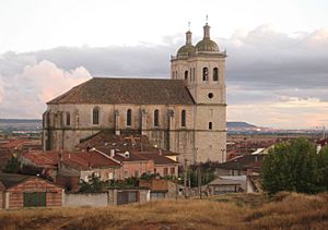 Cigales iglesia Santiago