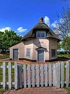 Dutch Cottage Museum at Castle Point.jpg